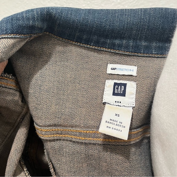 Classic Jean Jacket / Denim Jacket Gap size XS - Picture 8 of 8